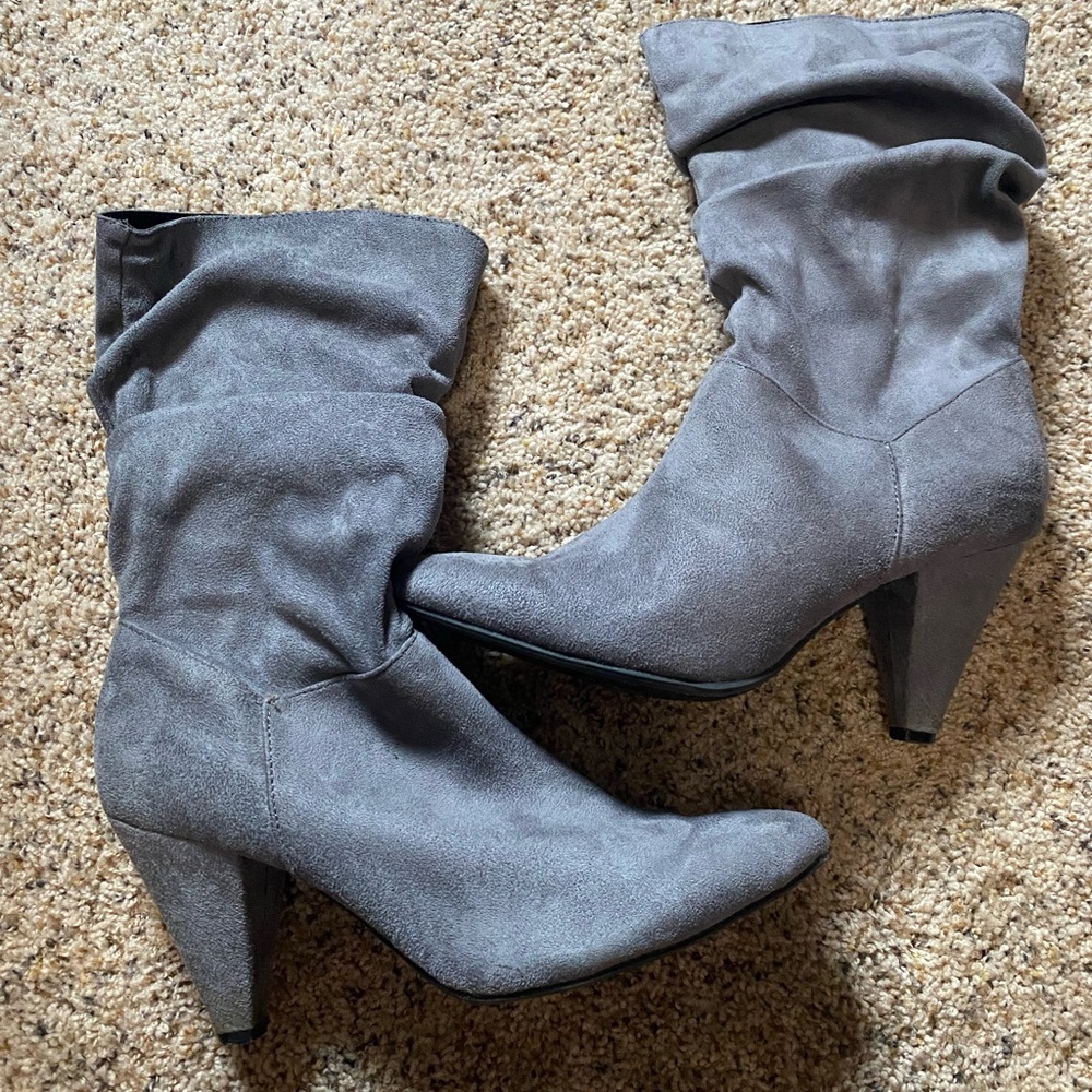 Gray boots - Picture 2 of 4